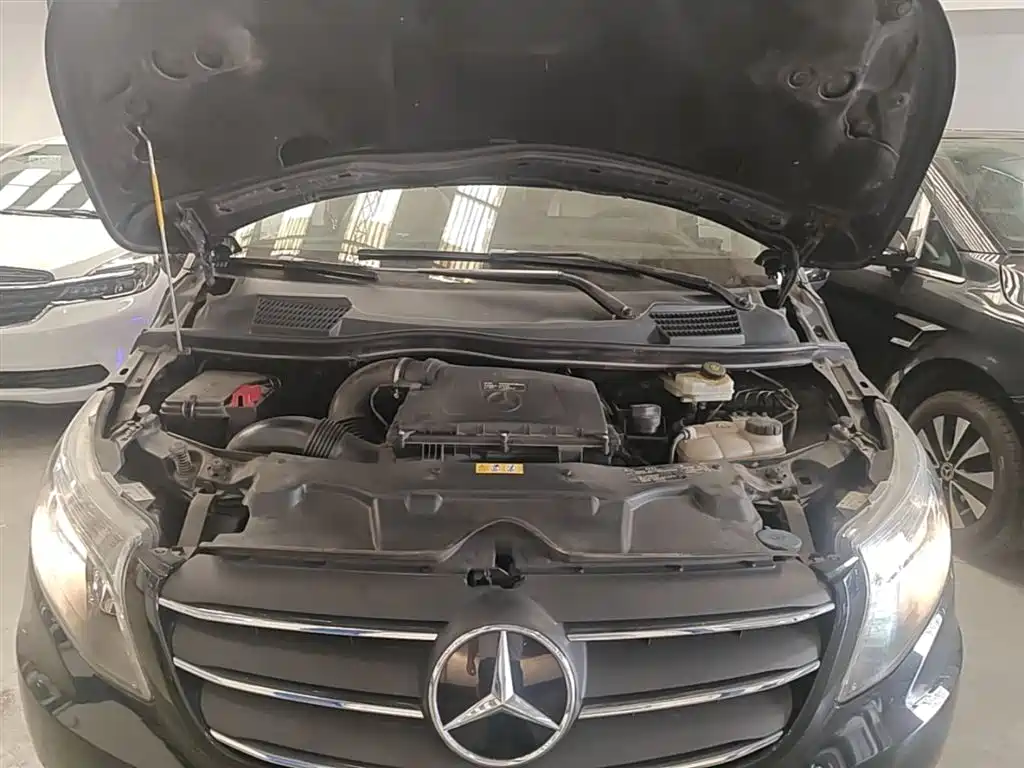 Mercedes-Benz Vito 2023 — фото 20
