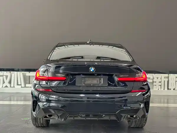 BMW 3 Series 2021