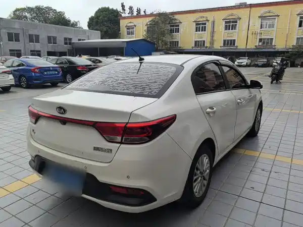 Kia K2 2017