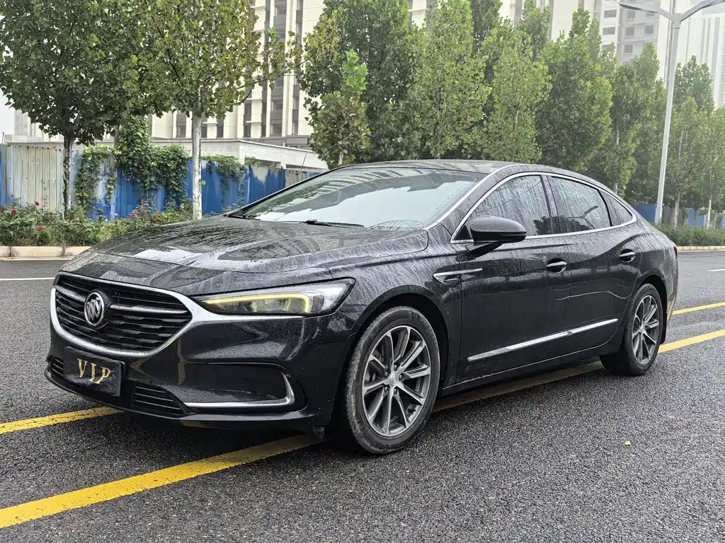 Buick LaCrosse 2019 — фото 1