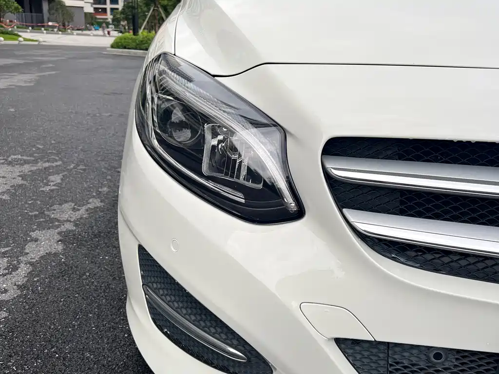 Mercedes-Benz B-Class 2018 — фото 8
