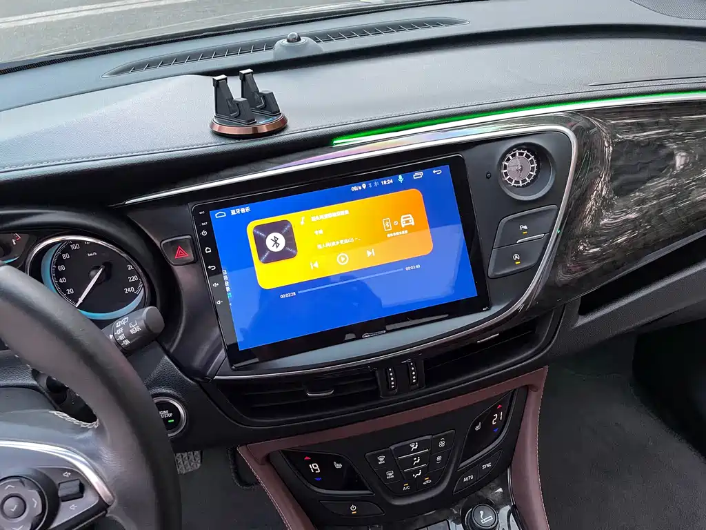 Buick Envision Plus 2015 — фото 12