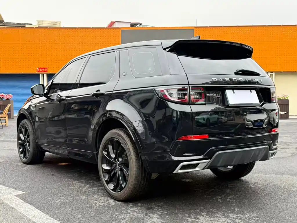 Land Rover Discovery Sport 2020 — фото 11