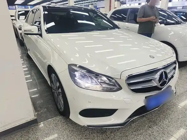 Mercedes-Benz E-Class 2015