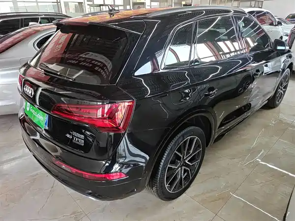 Audi Q5L 2024