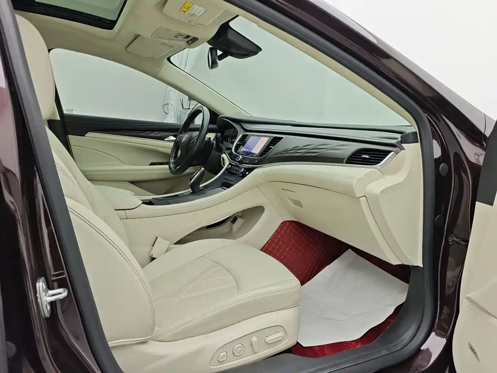 Buick LaCrosse 2020 — фото 27