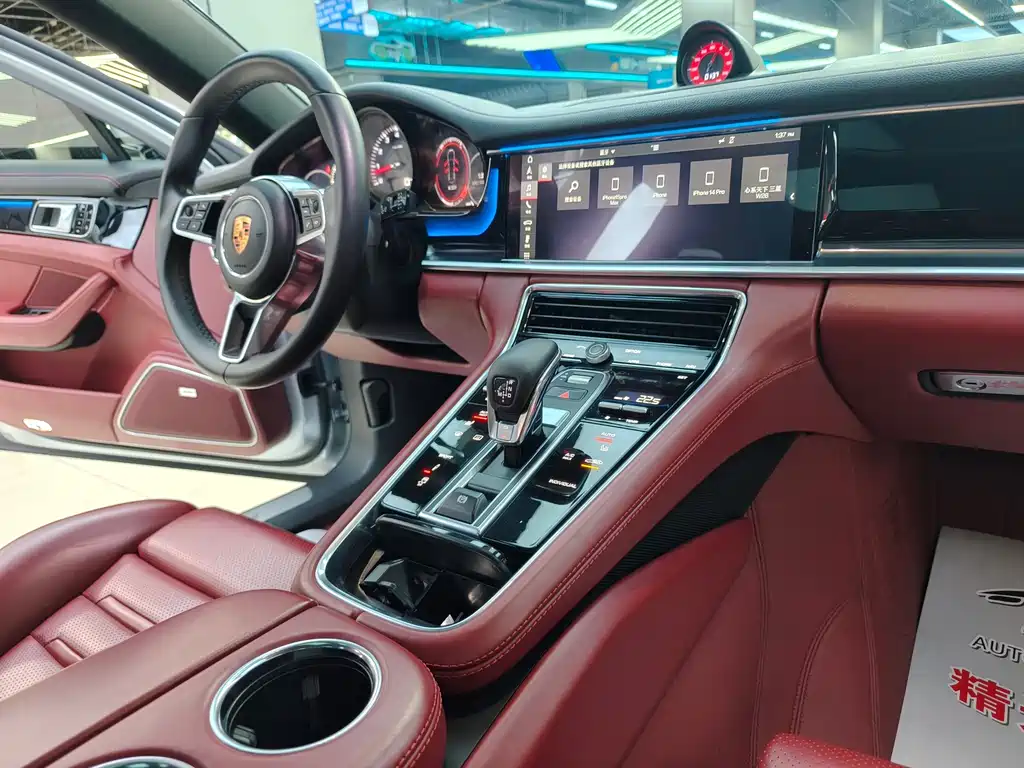 Porsche Panamera 2017 — фото 12