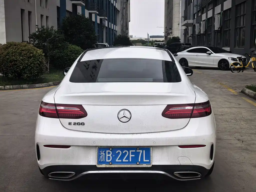 Mercedes-Benz E-Class 2018 — фото 11