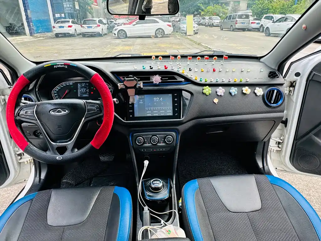 Chery Tiggo 3xe 2018 — фото 9