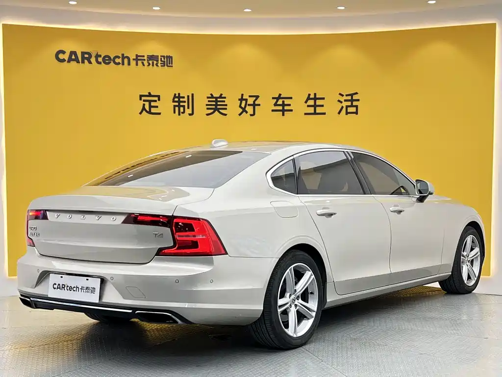 Volvo S90 2018 — фото 27