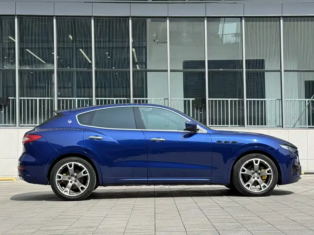 Maserati Levante 2016 — фото 4