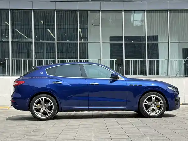 Maserati Levante 2016