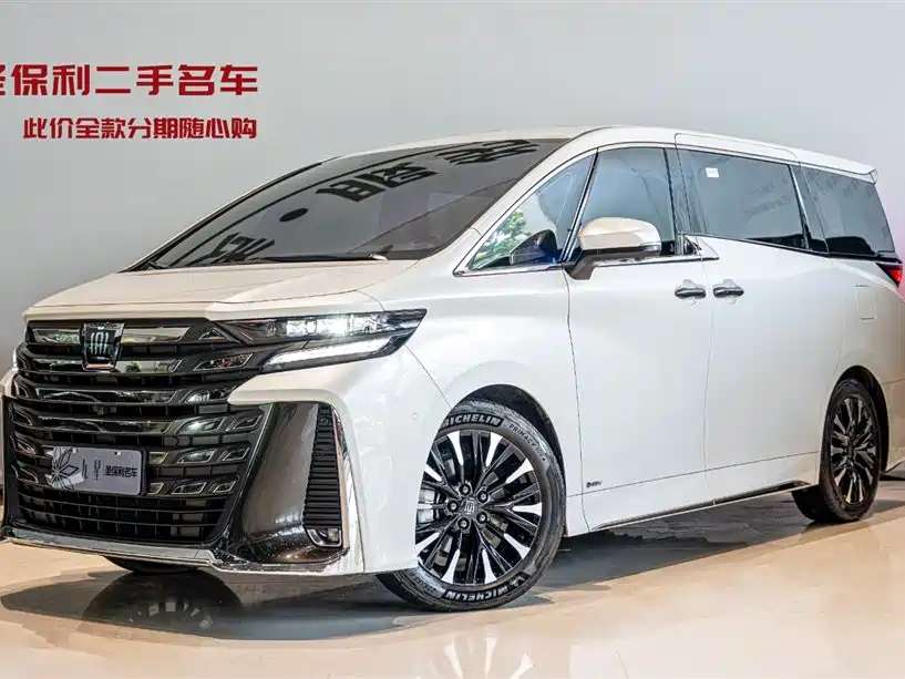 Toyota Vellfire 2024 — фото 1