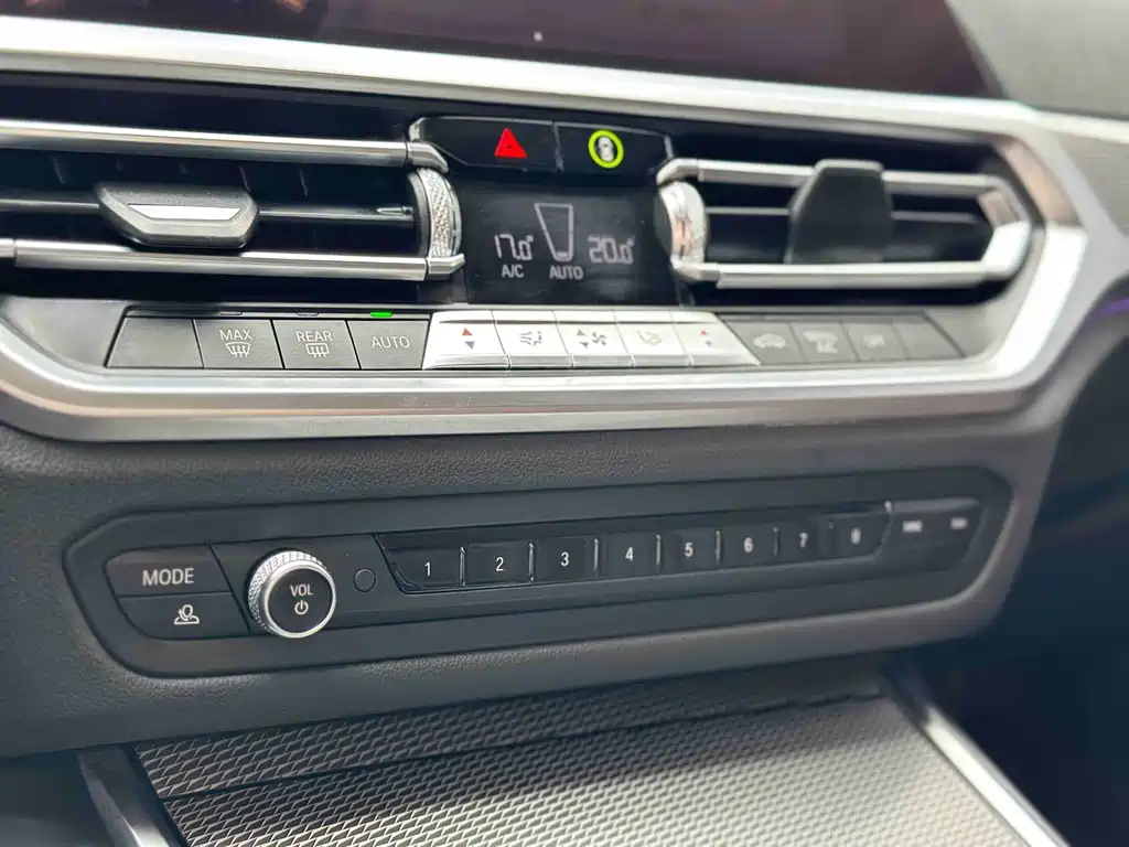 BMW 3 Series 2020 — фото 12