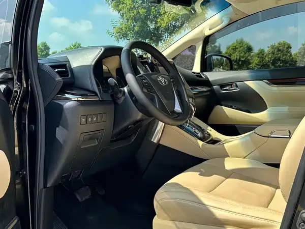 Toyota Alphard 2017