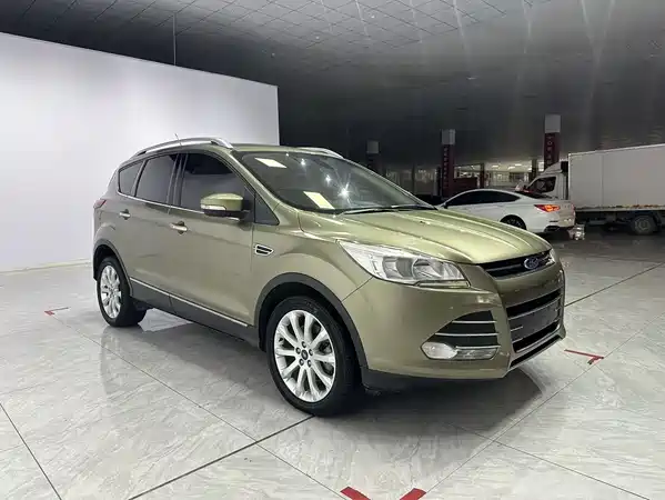 Ford Kuga 2016