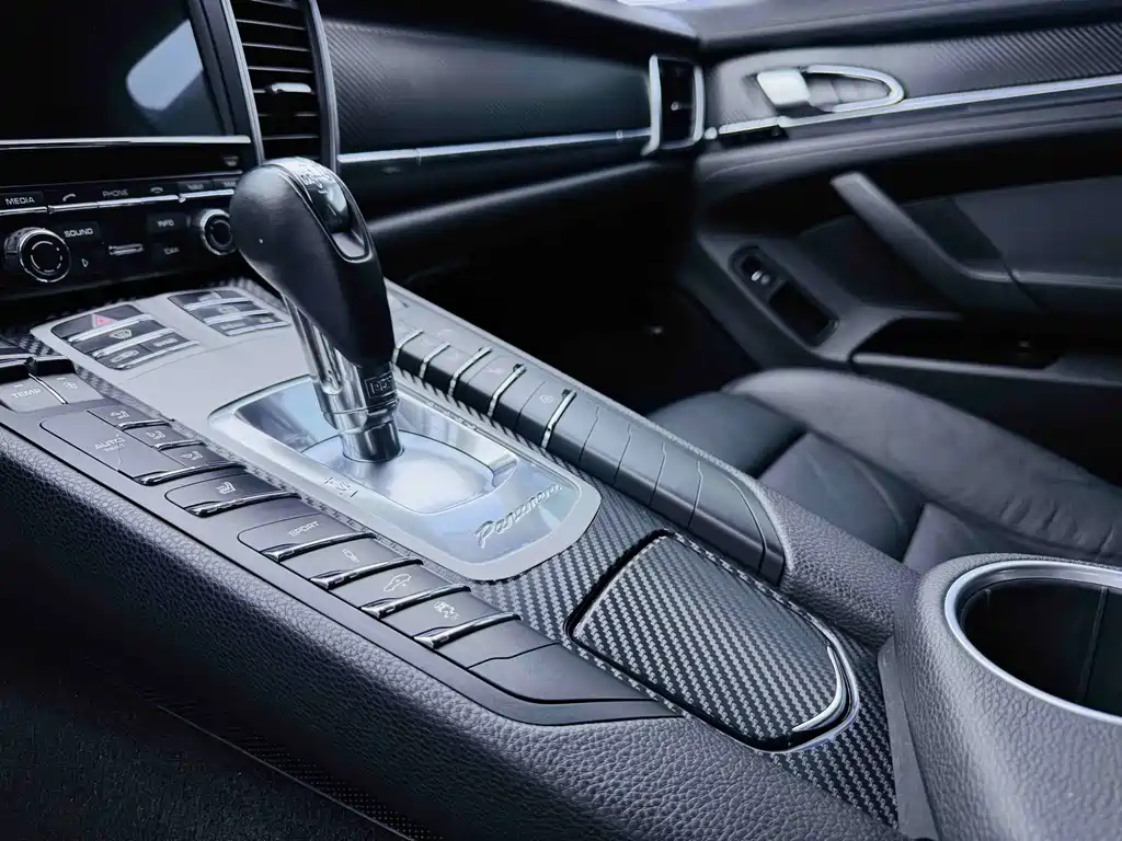 Porsche Panamera 2014 — фото 18