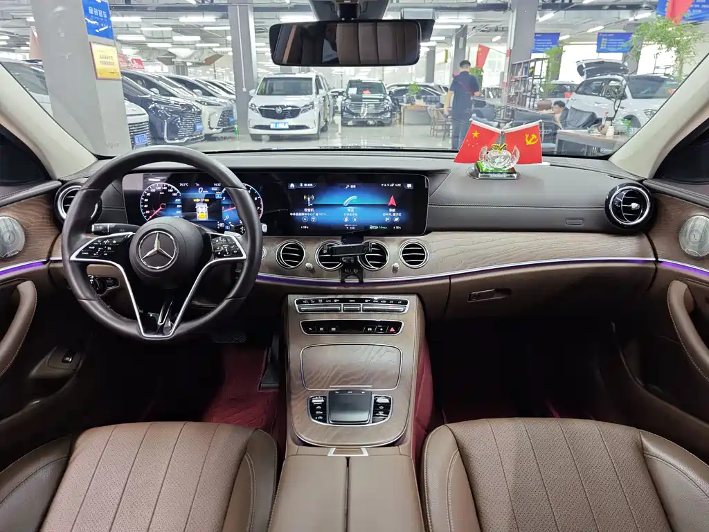 Mercedes-Benz E-Class 2023