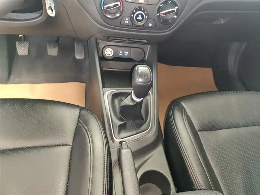 Hyundai Verna 2019 — фото 14