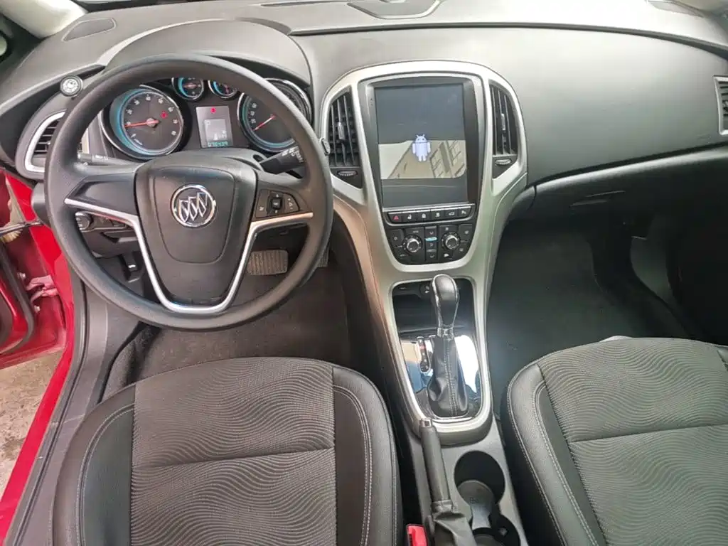 Buick Excelle GT 2015 — фото 10