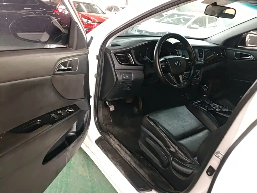 Hyundai Mistra 2016 — фото 16