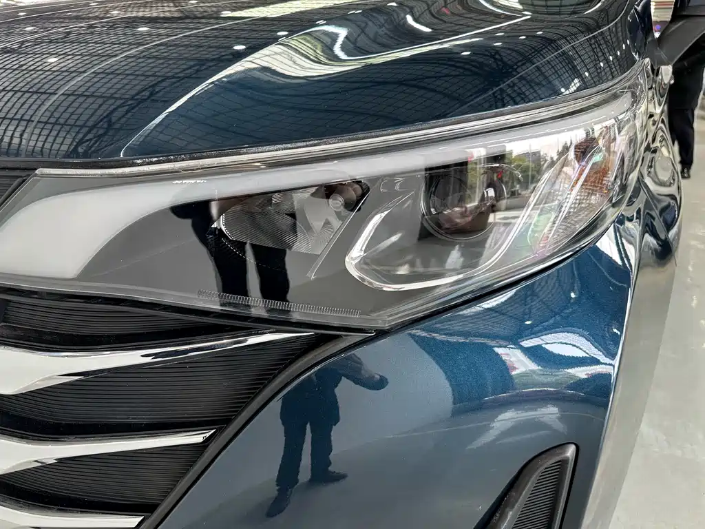 GAC Motor Trumpchi M6 2021 — фото 23