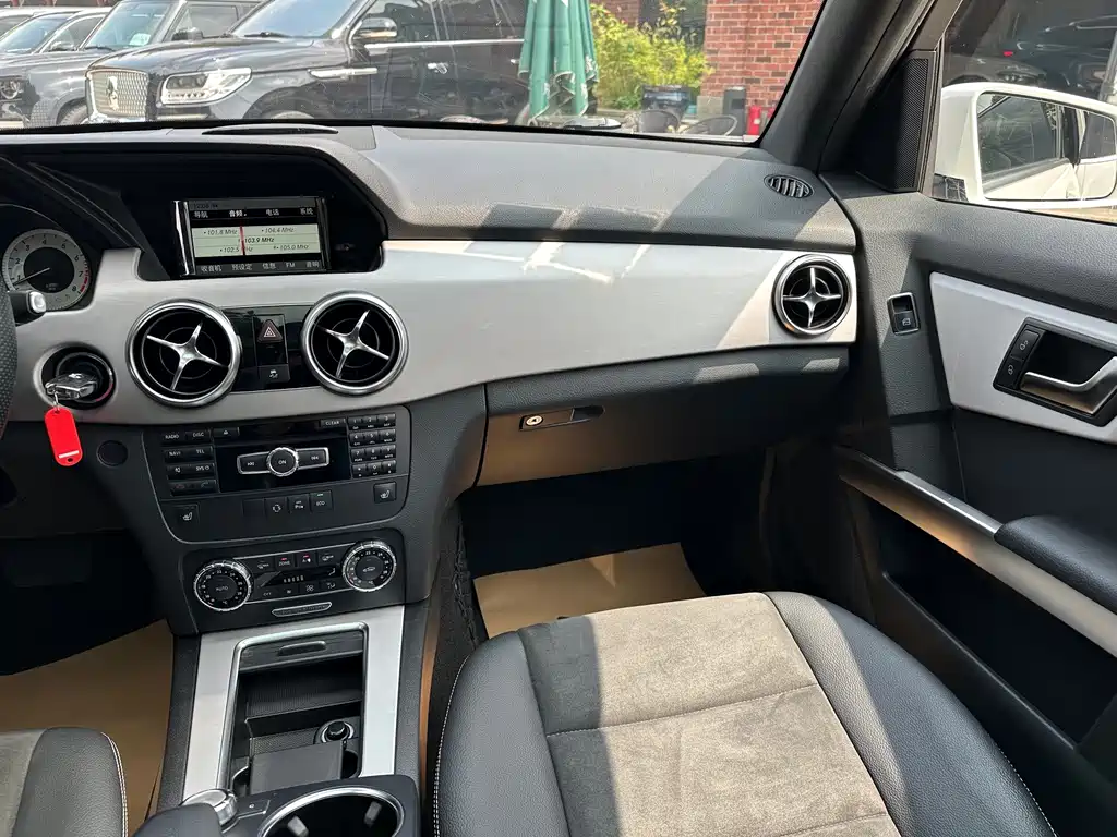 Mercedes-Benz GLK-Class 2015 — фото 20