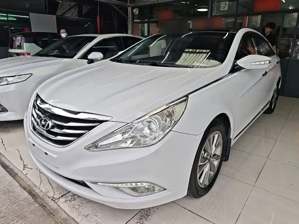 Hyundai Sonata 2016 — фото 1