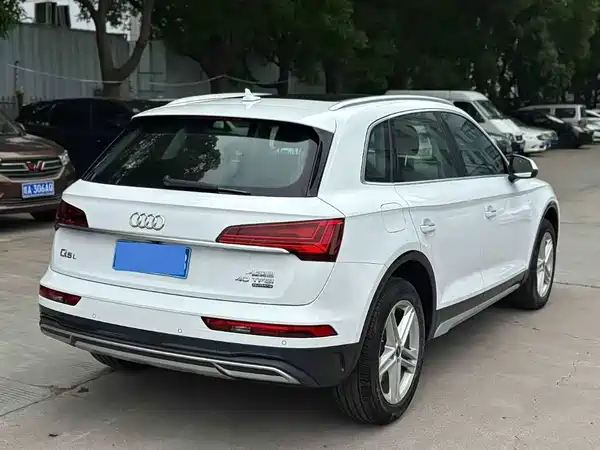 Audi Q5L 2022