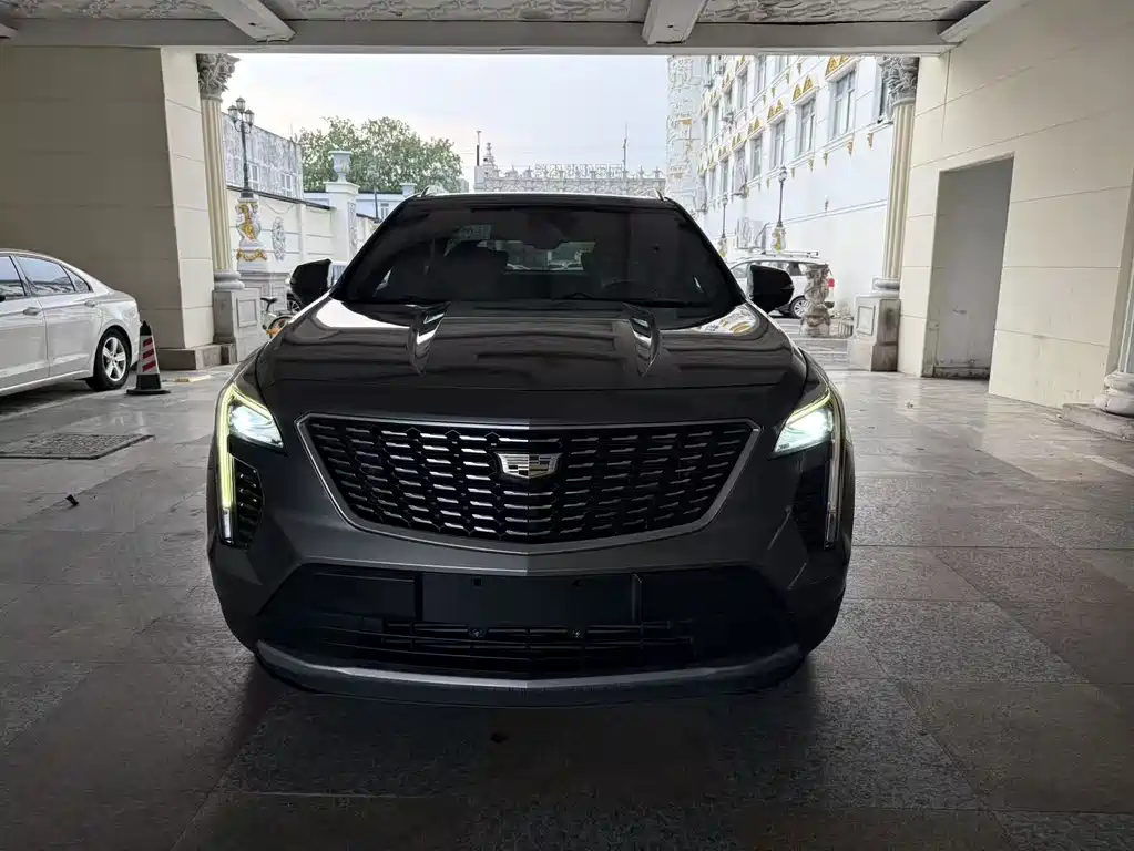 Cadillac XT4 2019 — фото 3