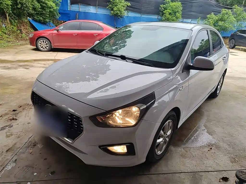 Hyundai Verna 2018 — фото 2