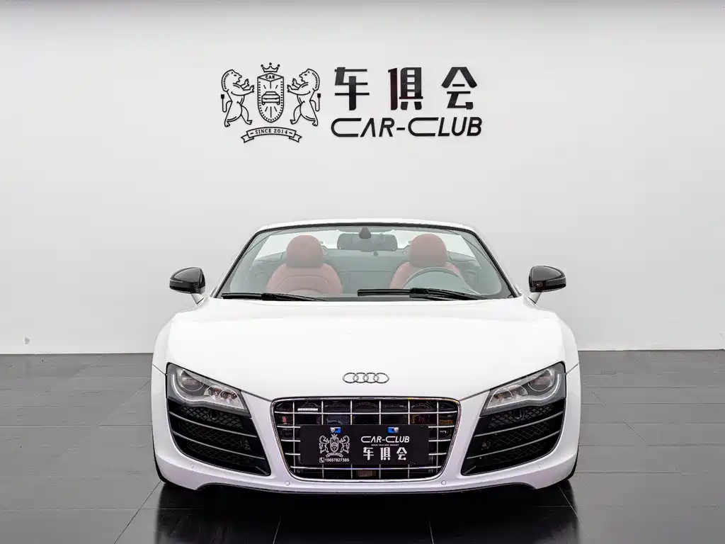 Audi R8 2015 — фото 2