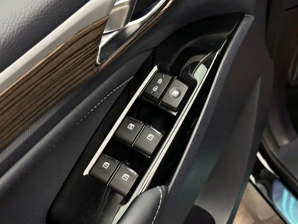 GAC Trumpchi M8 2021 — фото 15
