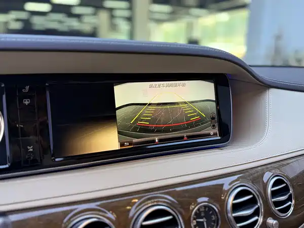 Mercedes-Benz S-Class 2014