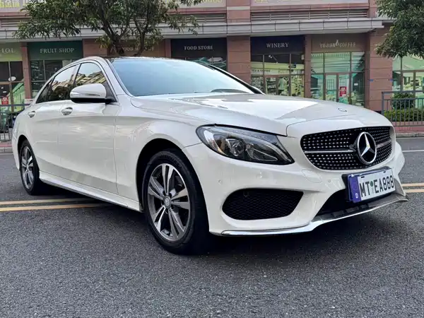 Mercedes-Benz C-Class 2017