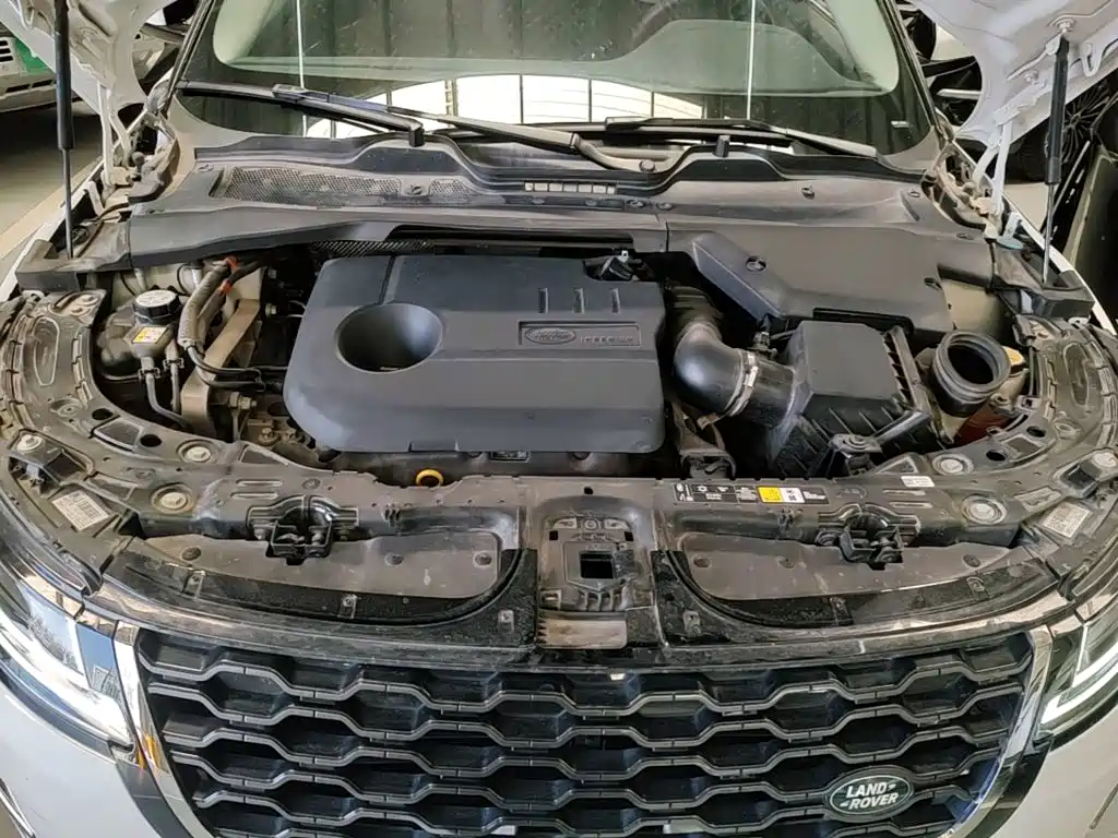 Land Rover Evoque PHEV 2024 — фото 16