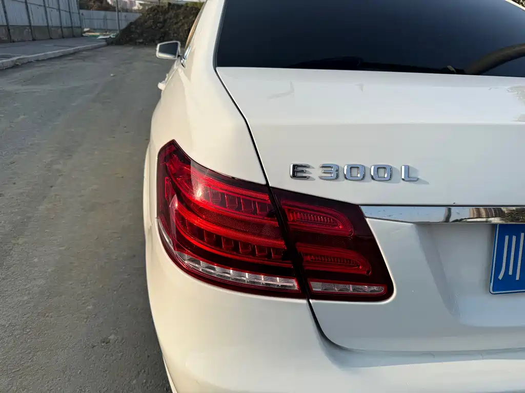 Mercedes-Benz E-Class 2014 — фото 39