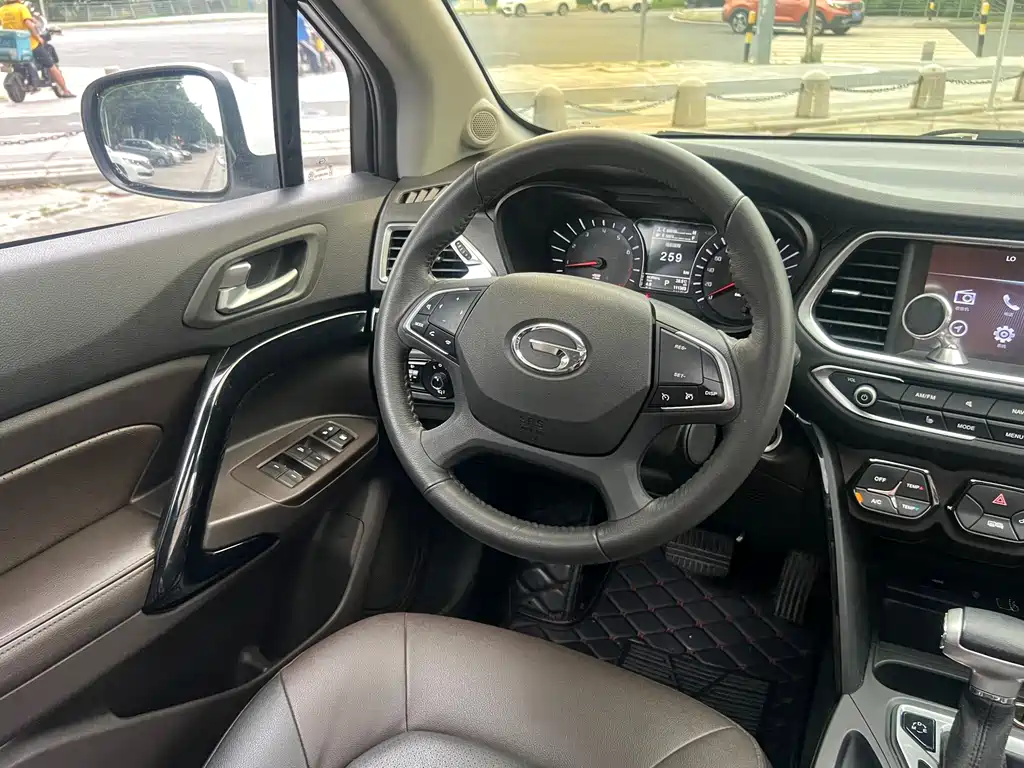 GAC Motor Trumpchi GS4 2016 — фото 23