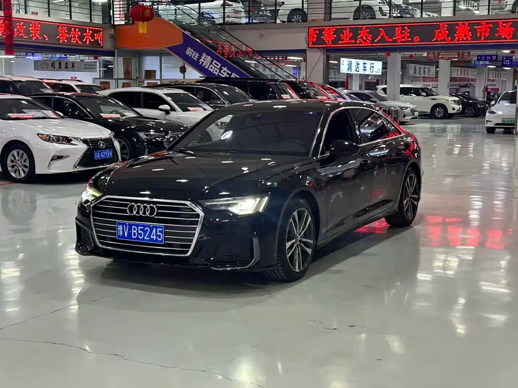 Audi A6L 2019 — фото 1