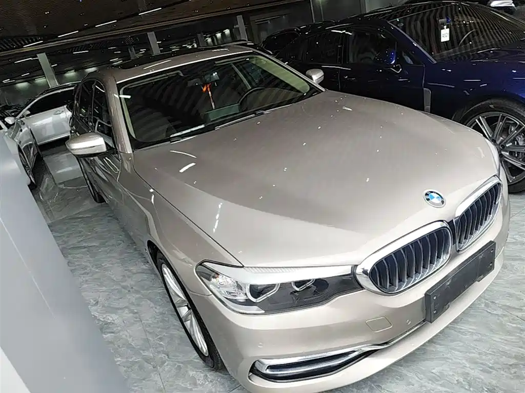 BMW 5 Series 2020 — фото 4