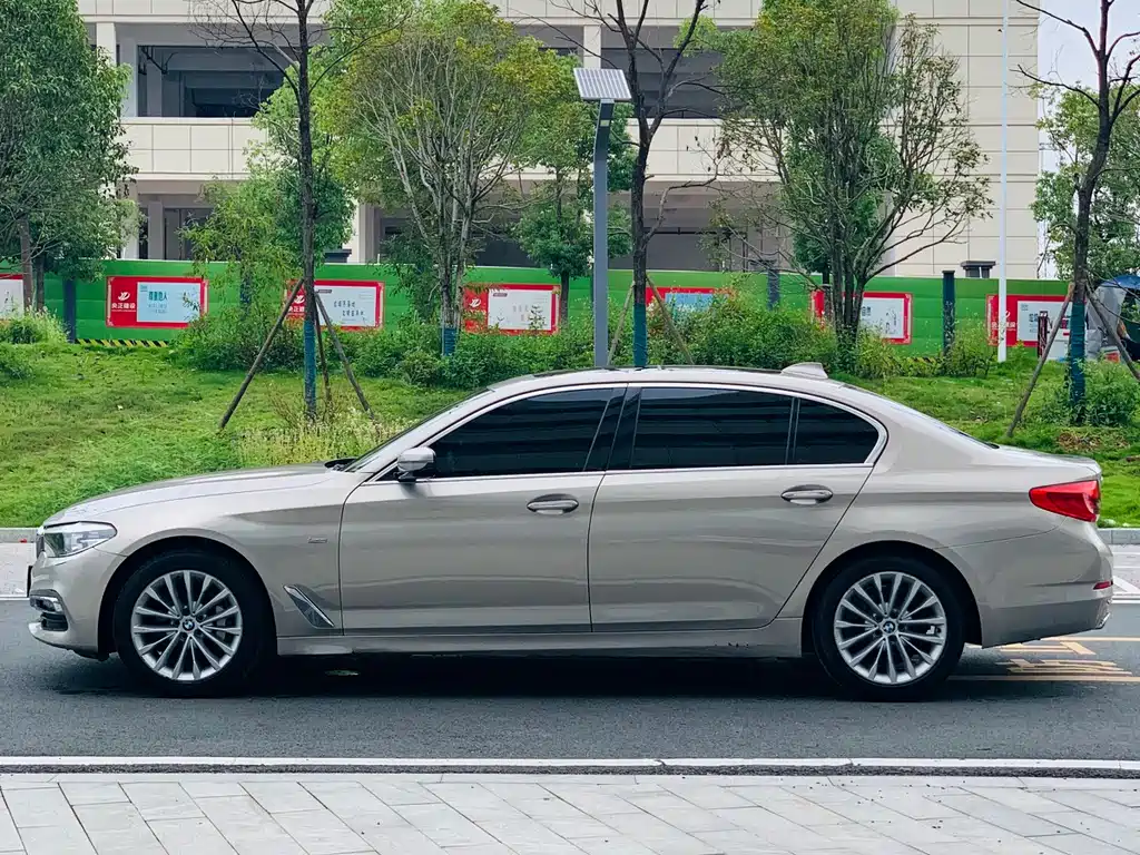 BMW 5 Series 2017