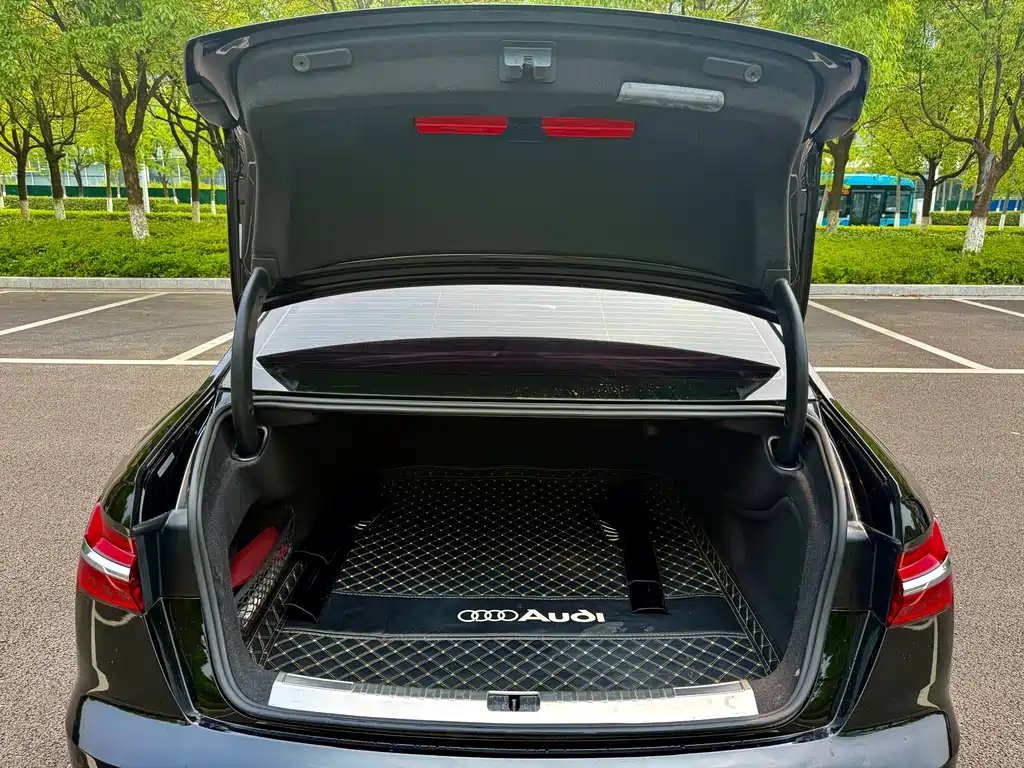 Audi A6L 2021