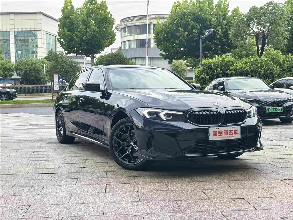 BMW 3 Series 2025