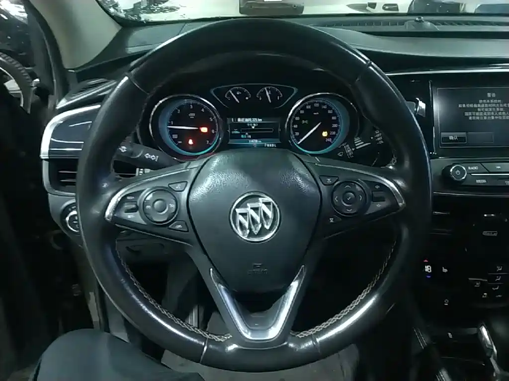Buick Envision Plus 2015 — фото 11