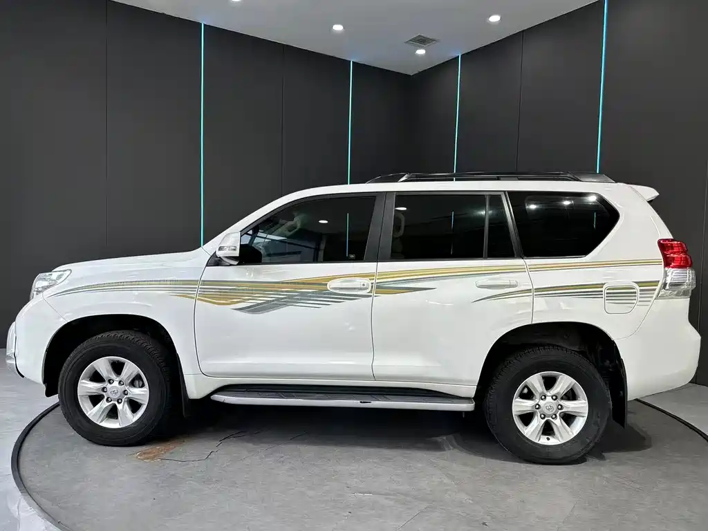Toyota Prado 2013