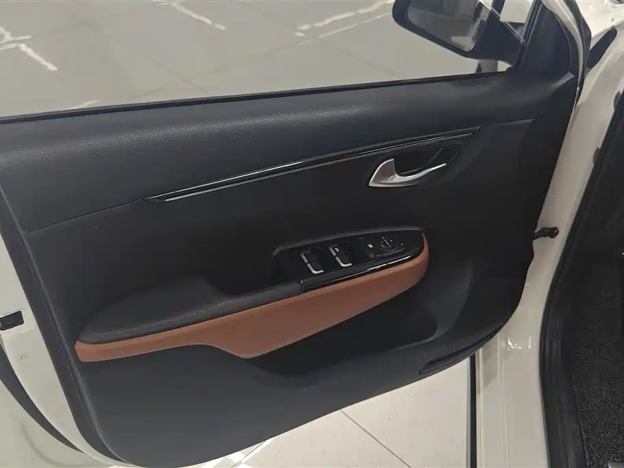 Kia KX Cross 2018