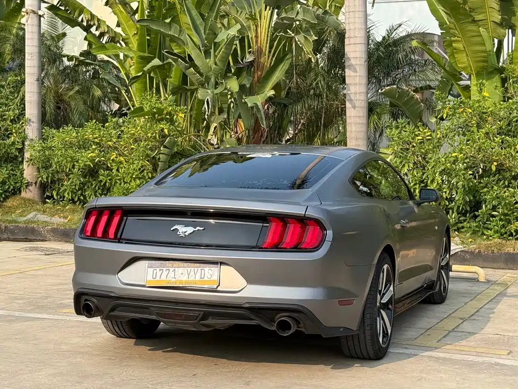 Ford Mustang 2018 — фото 15