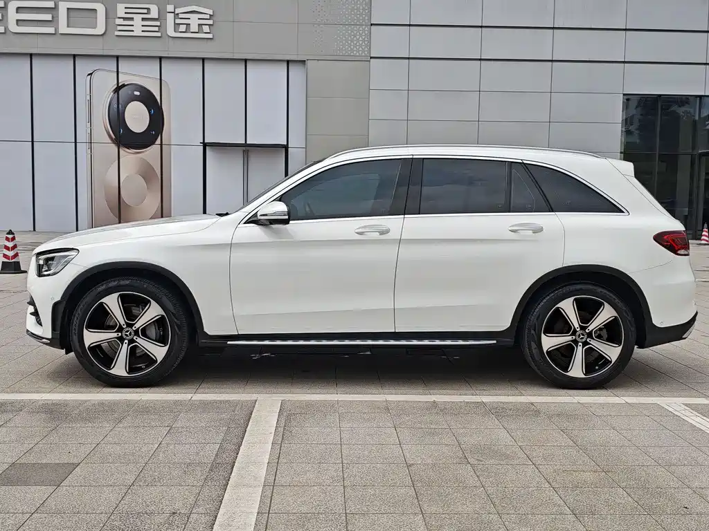 Mercedes-Benz GLC 2020 — фото 21