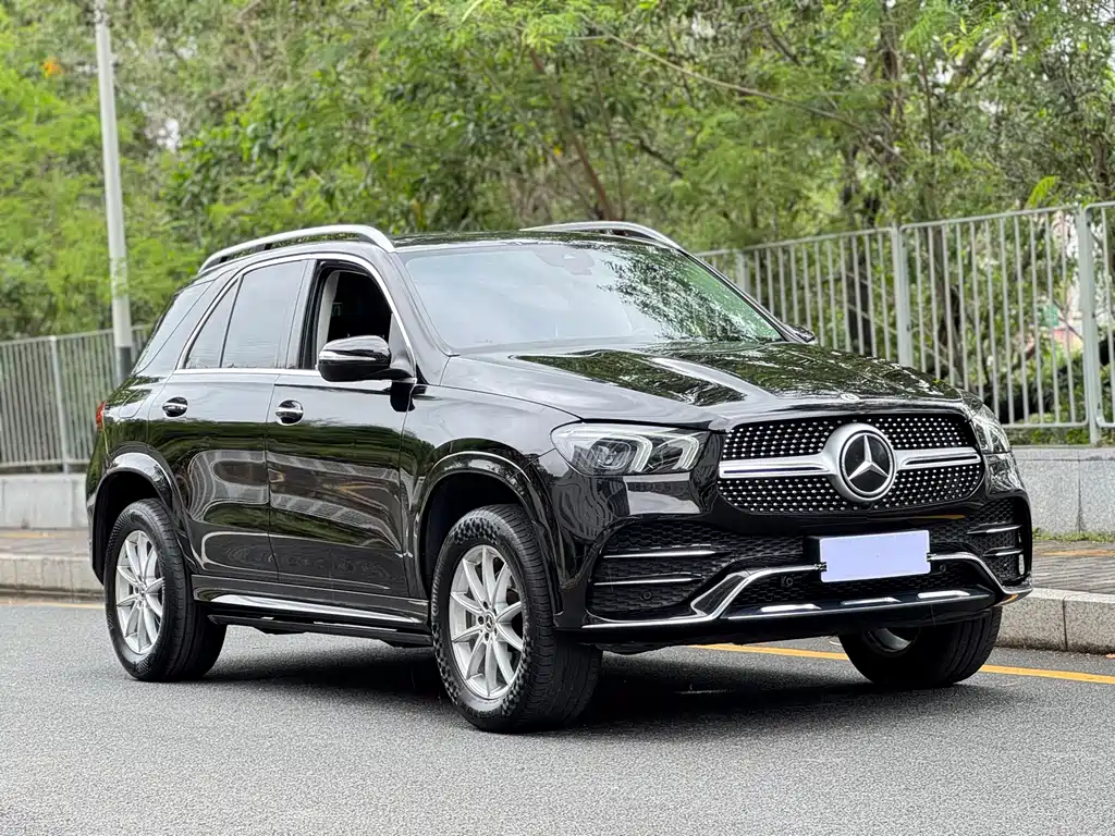 Mercedes-Benz GLE 2021 — фото 2