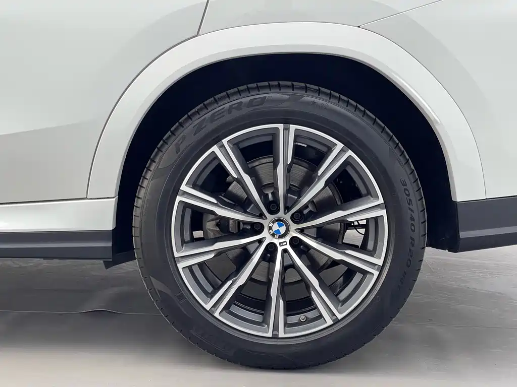 BMW X6 2024 — фото 9